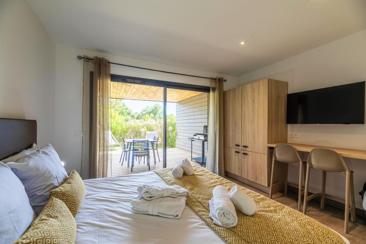 Residence Pierre & Vacances Premium Les Terrasses D'Arsella ポルトヴェッキオ エクステリア 写真
